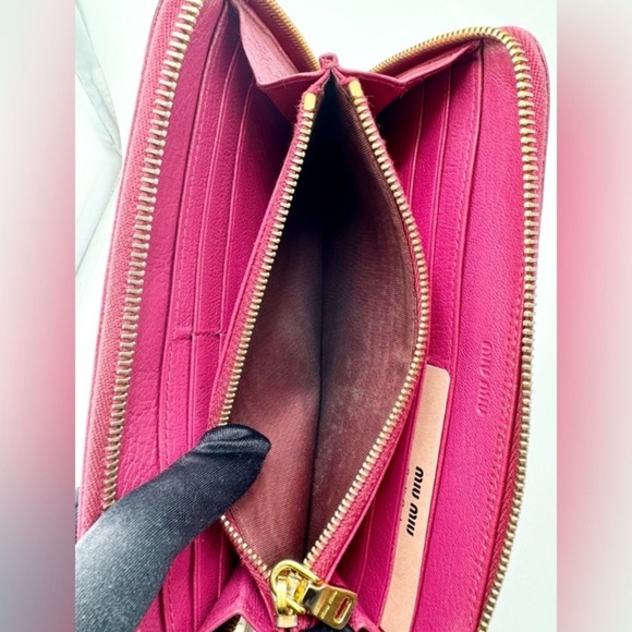 MIU MIU Fuchsia Wallet, GUC - Picture 6 of 12
